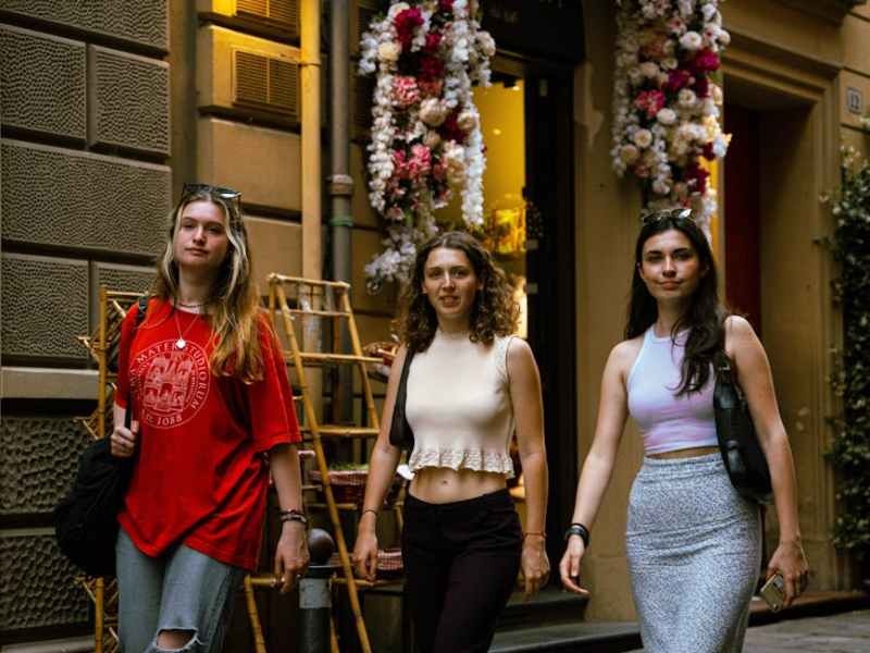 What Is Social Strolling And Why It Is A Must In Any&nbsp;Season