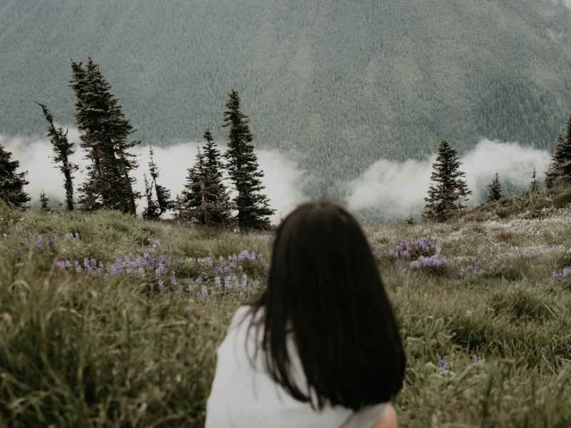 Embracing Loss and Glimmers: LEOLUNA’s Approach to Grief and&nbsp;Healing